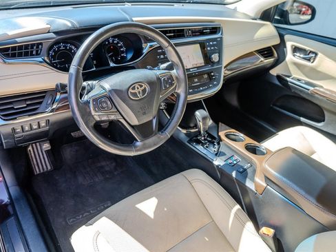 Used 2013 Toyota Avalon Limited image 14