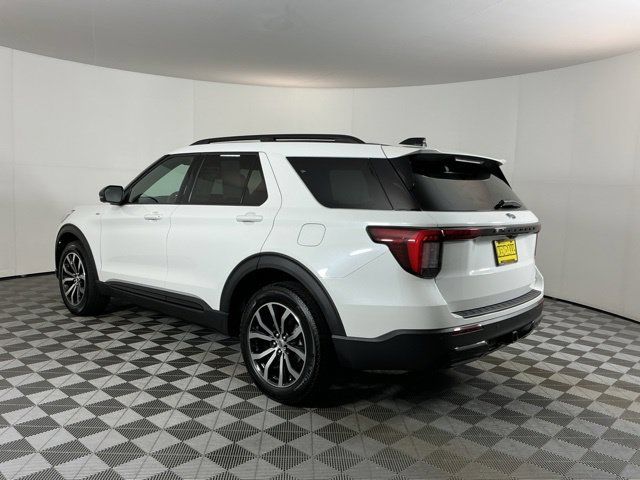 Used 2026 Ford Explorer ST-Line AWD/4WD image 7