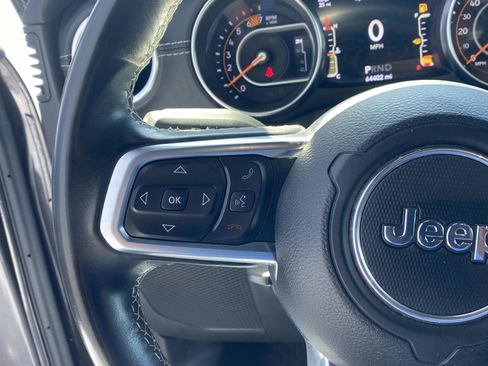 Used 2020 Jeep Wrangler Unlimited Sahara AWD/4WD image 25