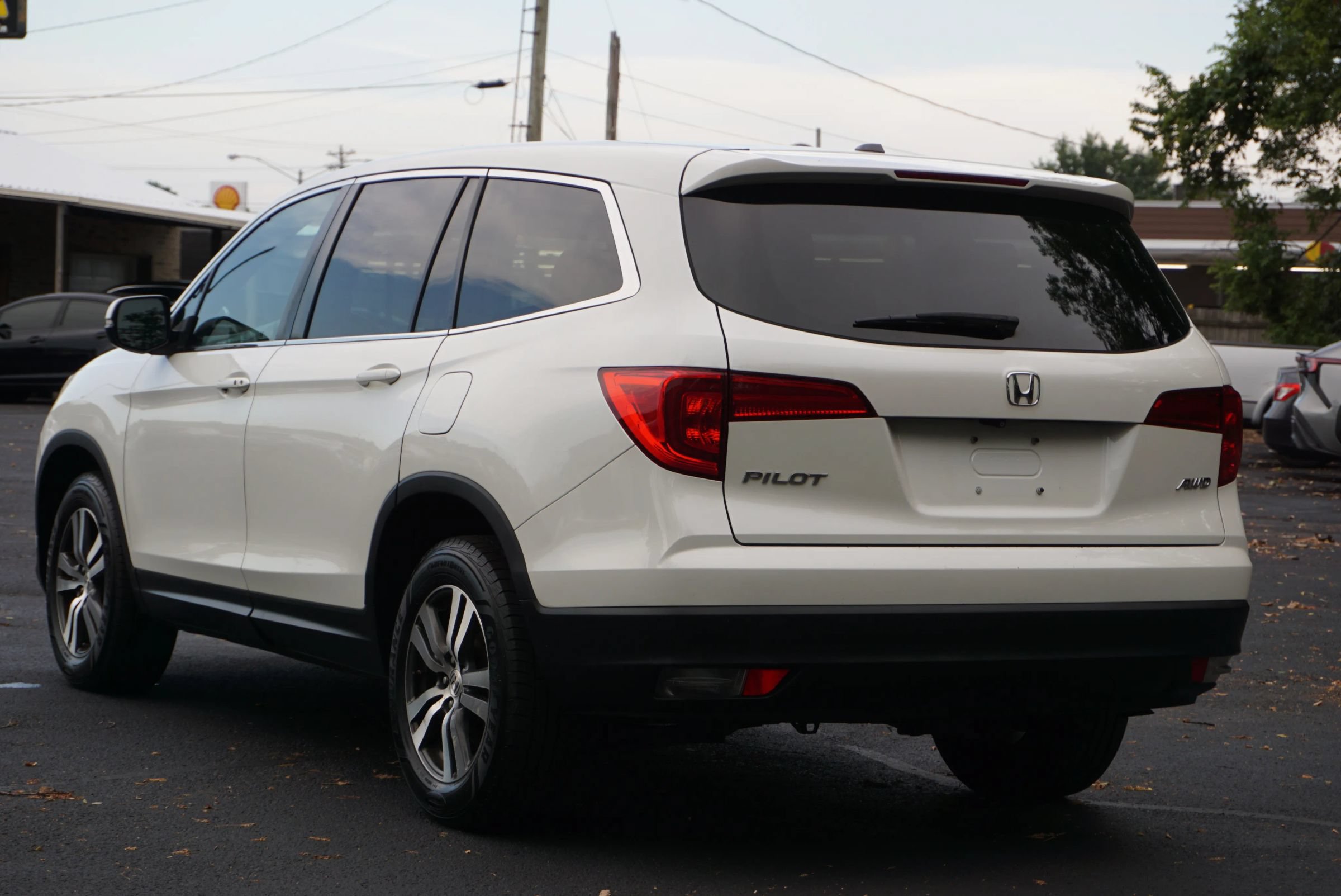 Used 2018 Honda Pilot EX-L image 9