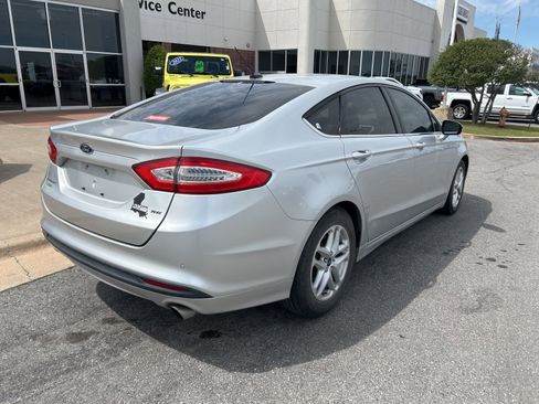 Used 2013 Ford Fusion SE image 5