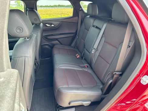 Used 2025 Chevrolet Blazer RS FWD image 22