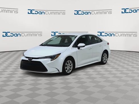 Used 2024 Toyota Corolla LE FWD image 5