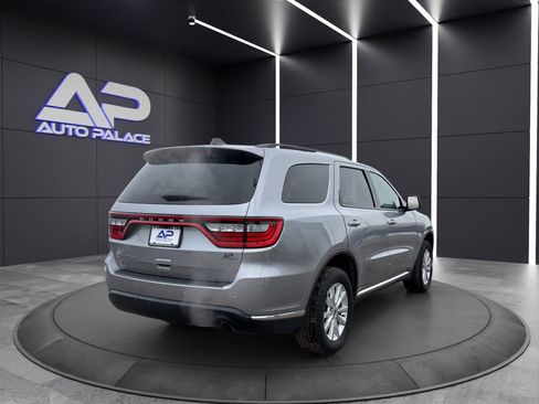 Used 2021 Dodge Durango SXT image 6