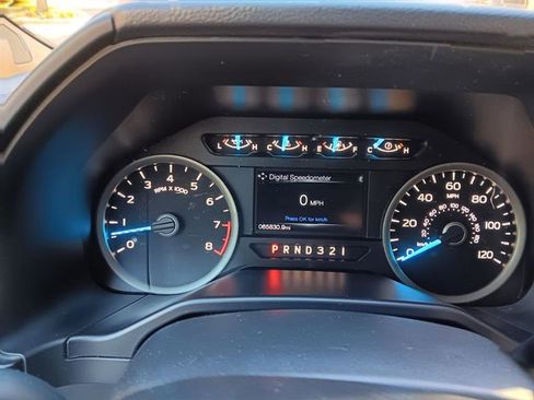 Used 2015 Ford F150 XLT w/ Equipment Group 301A Mid image 15