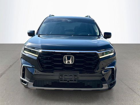 Used 2023 Honda Pilot Elite image 9