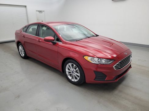 Used 2020 Ford Fusion SE FWD image 11