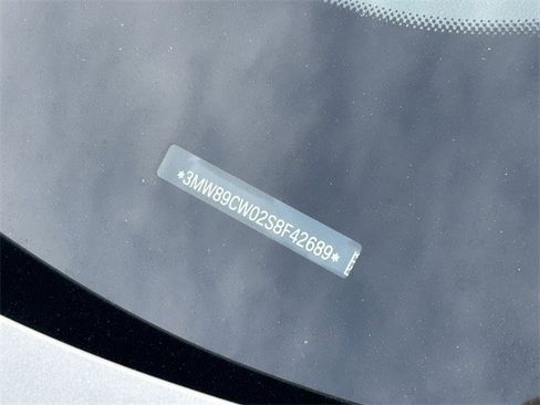 Used 2025 BMW 330i xDrive Sedan w/ M Sport Package image 33