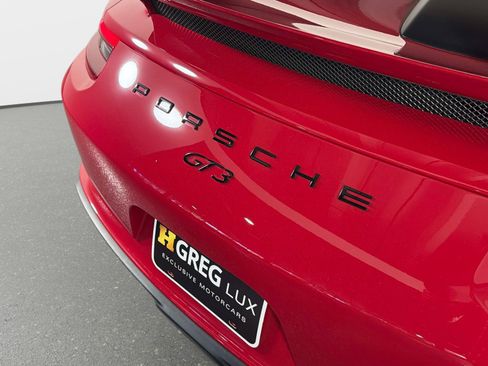 Used 2018 Porsche 911 GT3 image 16