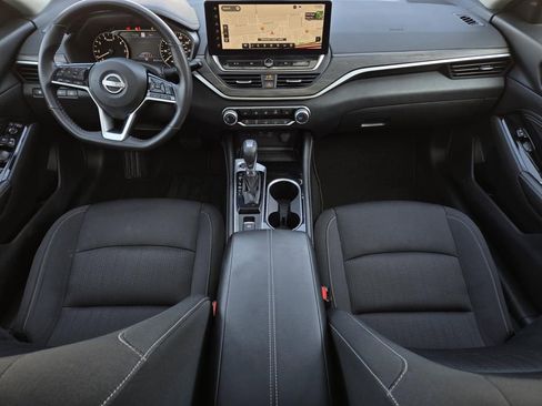 Certified 2023 Nissan Altima 2.5 SV w/ SV Premium Package image 14