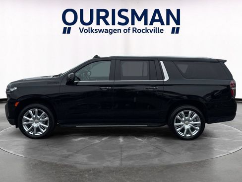 Used 2024 Chevrolet Suburban High Country w/ Max Trailering Package AWD/4WD image 3