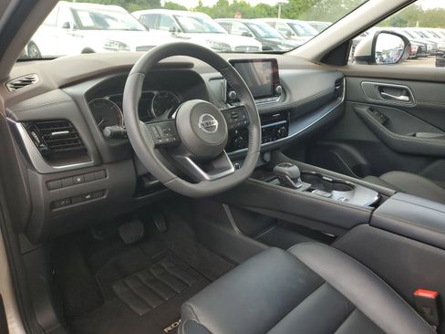 Used 2021 Nissan Rogue SL image 13