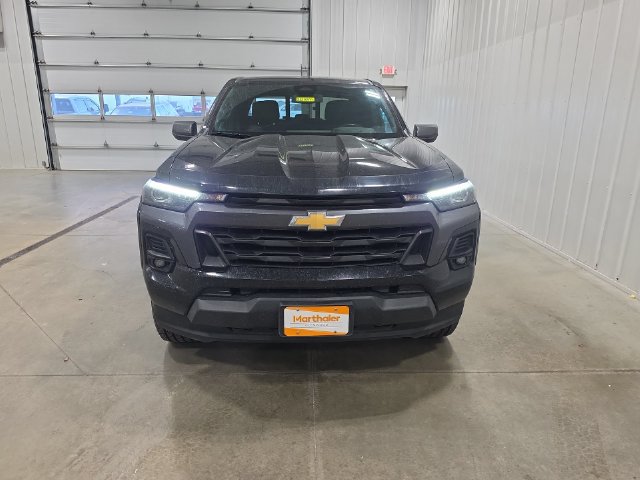 Used 2023 Chevrolet Colorado LT w/ LT Convenience Package III AWD/4WD image 3
