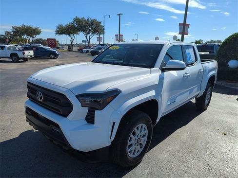 Used 2024 Toyota Tacoma SR5 image 9