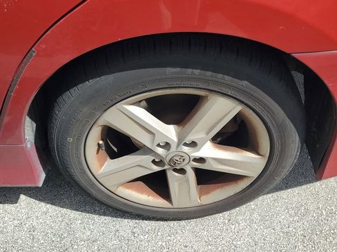 Used 2013 Toyota Camry SE image 5