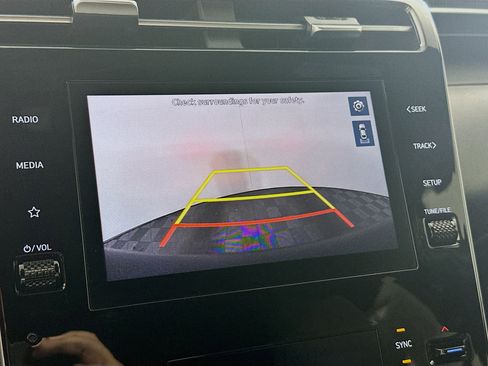 Used 2024 Hyundai Santa Cruz SEL image 21