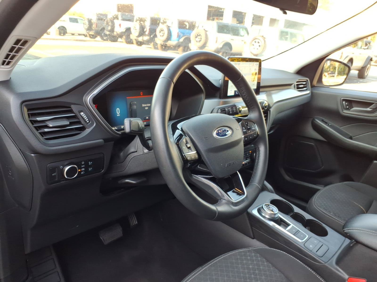 Used 2024 Ford Escape Active AWD/4WD image 19