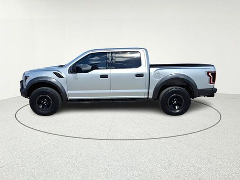 Used 2018 Ford F150 Raptor AWD/4WD image 3