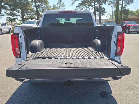 Used 2025 GMC Sierra 1500 SLT AWD/4WD image 23
