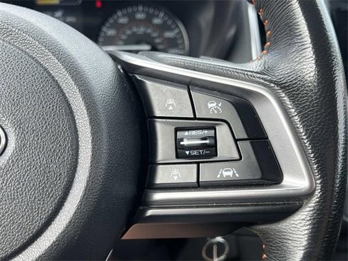 Used 2018 Subaru Crosstrek 2.0i Premium w/ Eyesight System image 26