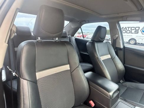 Used 2014 Toyota Camry SE FWD image 18