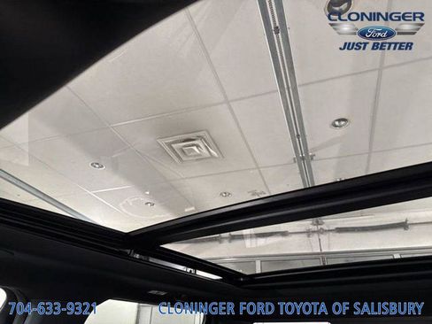 New 2025 Ford F250 Platinum w/ FX4 Off-Road Package image 22