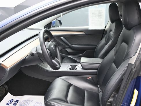 Used 2022 Tesla Model 3 image 16