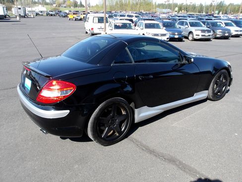 Used 2005 Mercedes-Benz SLK 350 Roadster 3.5L image 5