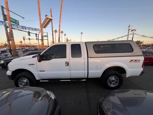 Used 2005 Ford F250 XL image 5