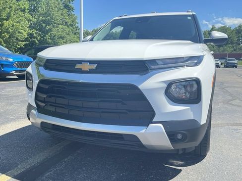 Certified 2023 Chevrolet TrailBlazer LT w/ Convenience Package FWD image 29
