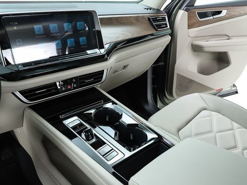 New 2026 Volkswagen Atlas SE FWD image 62