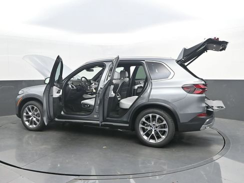 New 2026 BMW X5 sDrive40i w/ Climate Comfort Package RWD image 51