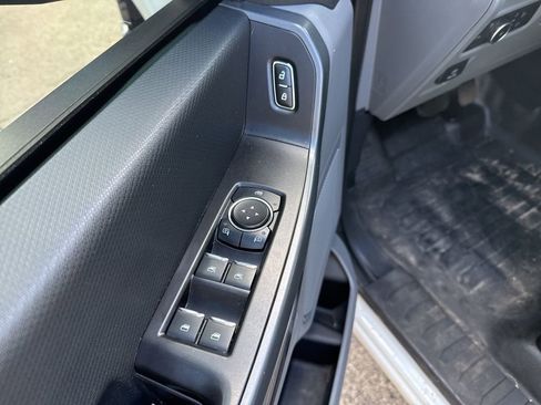 Used 2021 Ford F150 XLT image 16