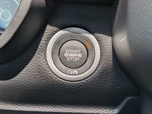 Used 2022 RAM 1500 Laramie AWD/4WD image 31