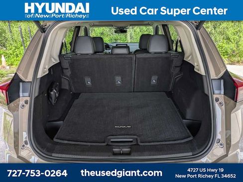 Used 2024 Nissan Rogue SV w/ SV Premium Package AWD/4WD image 12