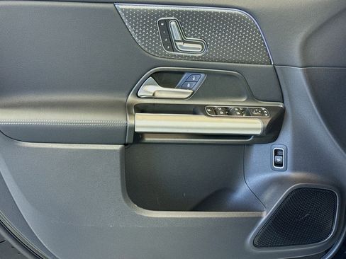 New 2025 Mercedes-Benz GLA 250 image 16