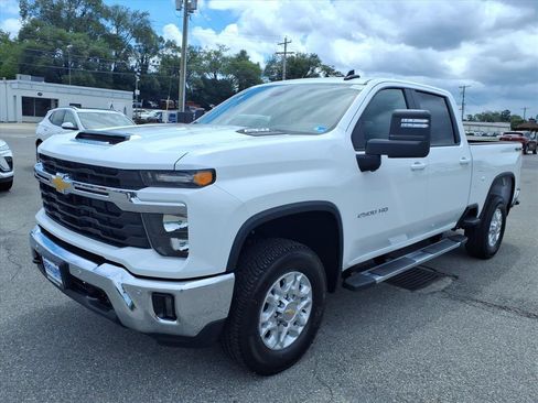 New 2026 Chevrolet Silverado 2500 LT w/ All Star Edition AWD/4WD image 7