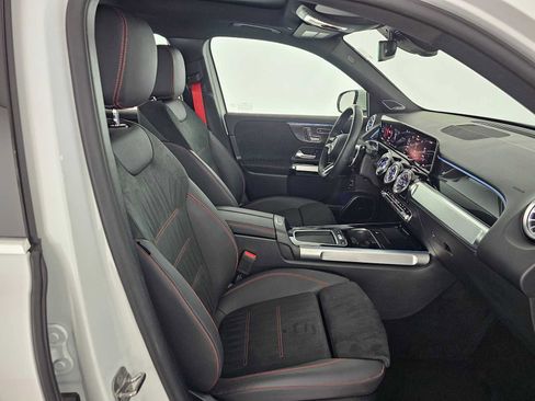 Certified 2025 Mercedes-Benz GLB 35 AMG 4MATIC image 12