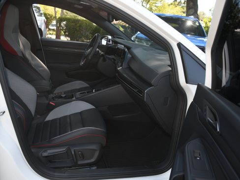 Used 2022 Volkswagen GTI Autobahn FWD image 22