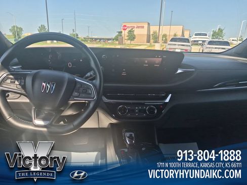 Used 2024 Buick Envista Sport Touring w/ Convenience I Package FWD image 13