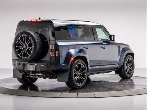 New 2026 Land Rover Defender 110 OCTA AWD/4WD image 5