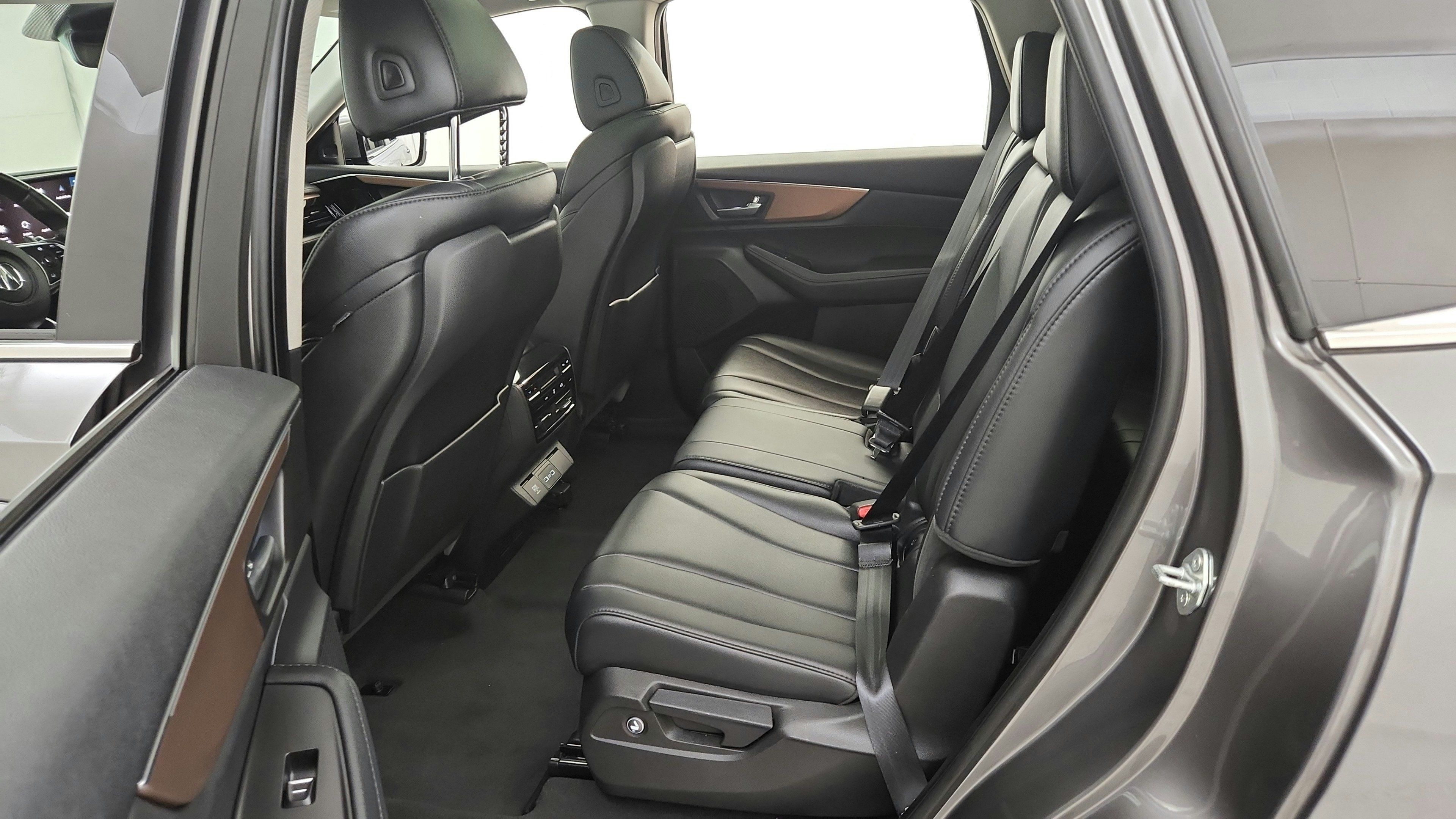 Used 2022 Acura MDX FWD image 27