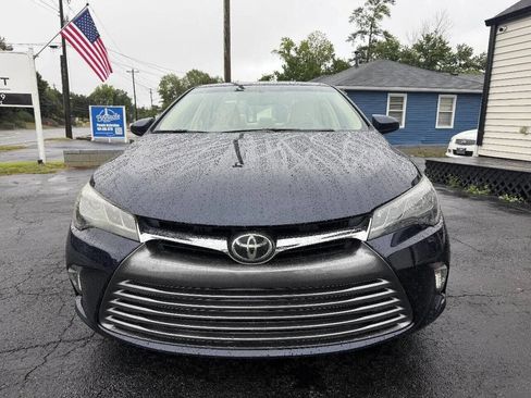 Used 2015 Toyota Camry XLE FWD image 2