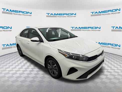 Used 2024 Kia Forte LXS w/ LXS Technology Package FWD image 7