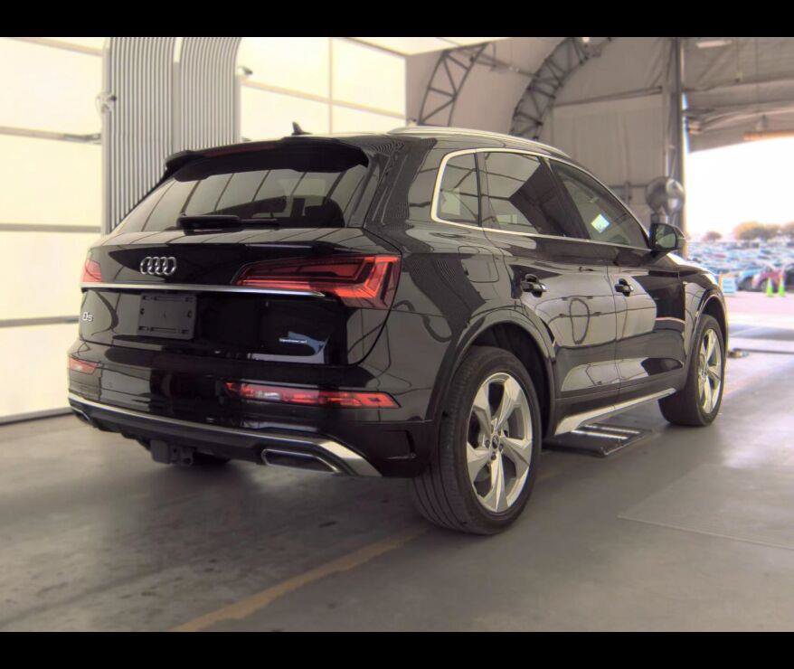 Used 2022 Audi Q5 2.0T Premium Plus AWD/4WD image 9