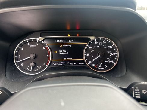 Used 2025 Nissan Rogue SV AWD/4WD image 12