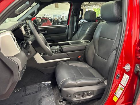 Used 2025 Toyota Tundra Platinum AWD/4WD image 10
