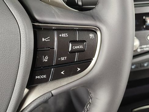 New 2025 Lexus ES 350 w/ Premium Package image 16