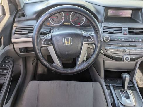 Used 2012 Honda Accord LX image 17