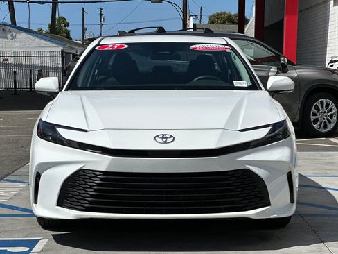 Certified 2025 Toyota Camry LE FWD image 9